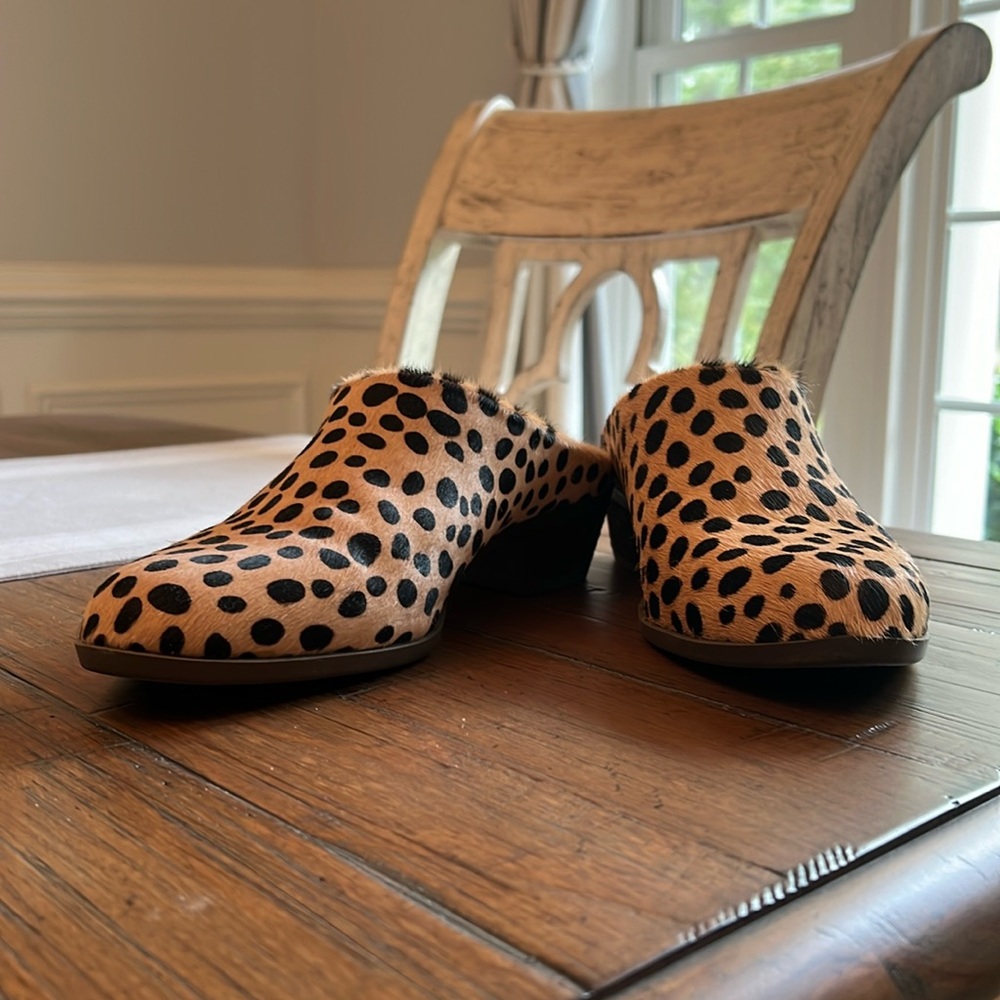 Crown & Ivy cheetah print mules